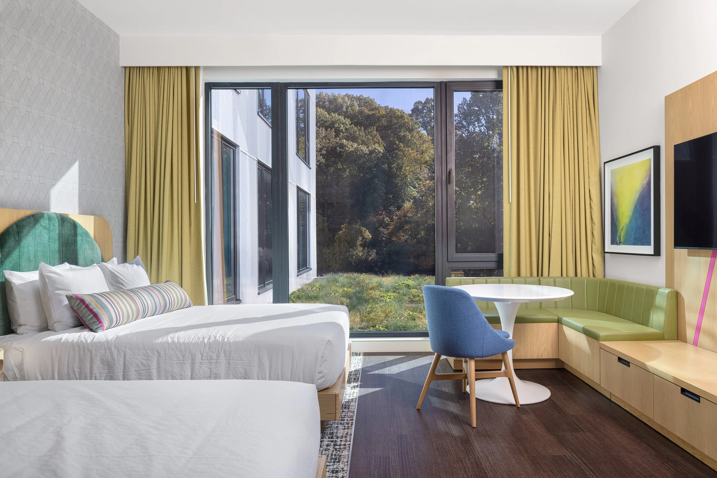 artfulway hotel-green-roof.jpg