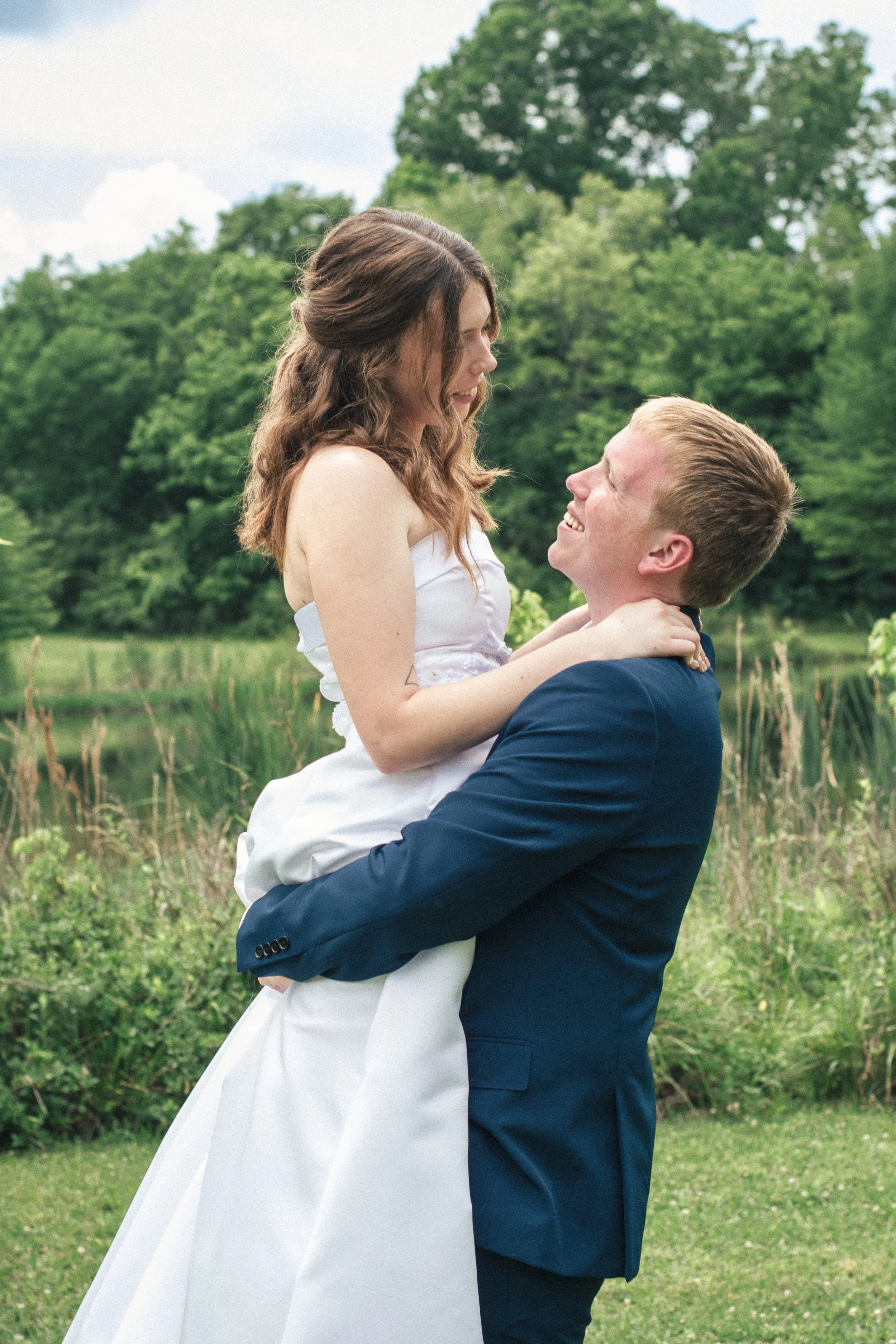 Abigail&Henderson'sWeddingSnapshot-6-2.jpg