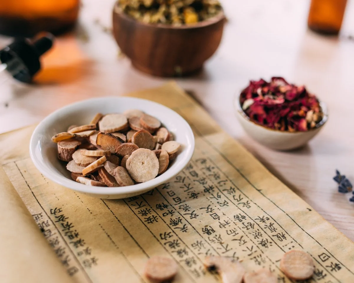 Using Props to Elevate Your Herbal Photography