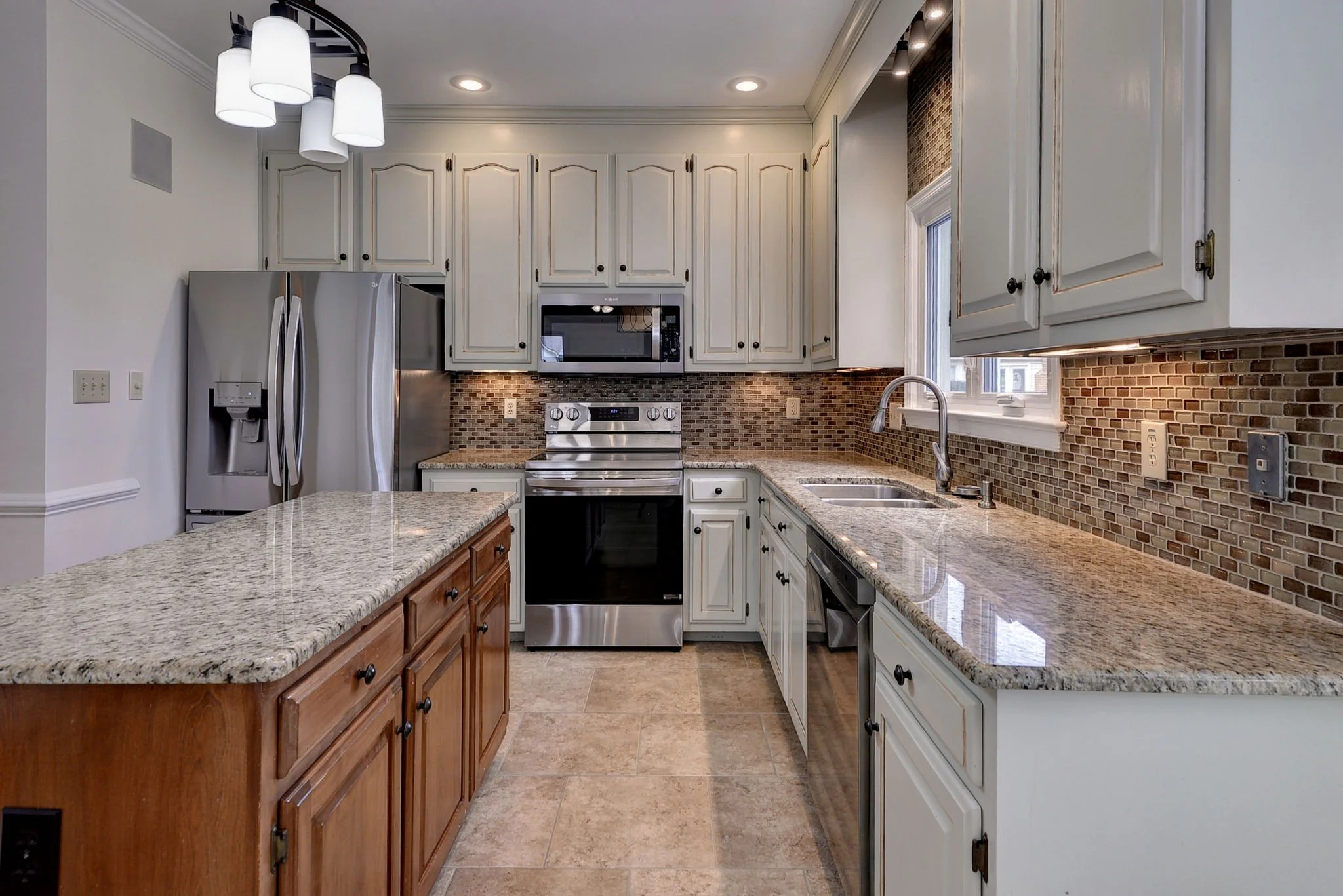 305 Allen Harris - web-15.jpg