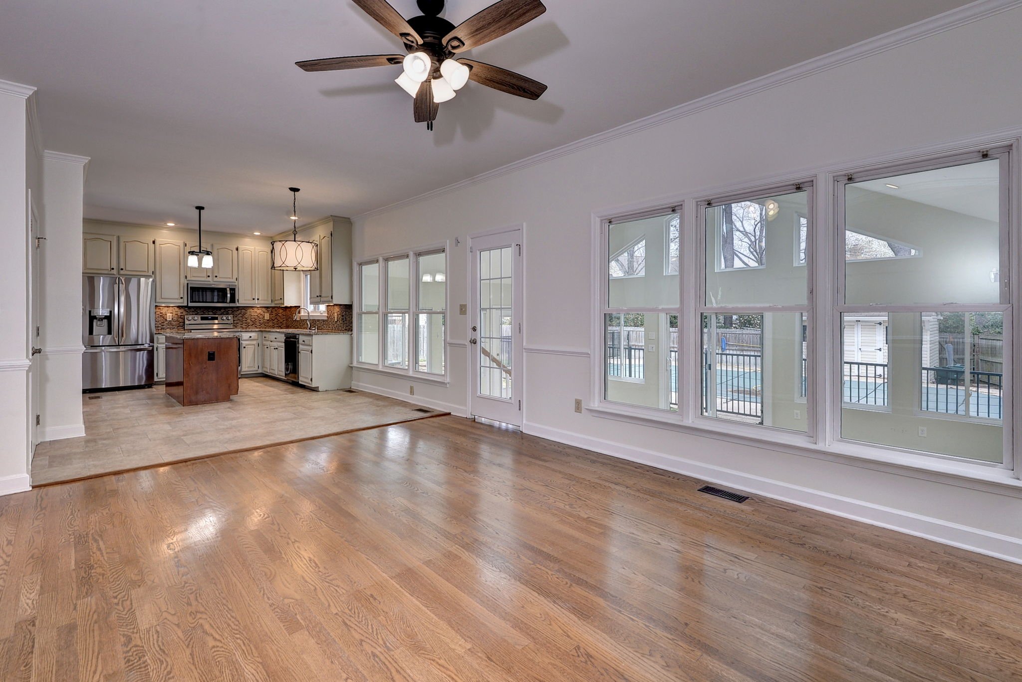 305 Allen Harris - web-13.jpg