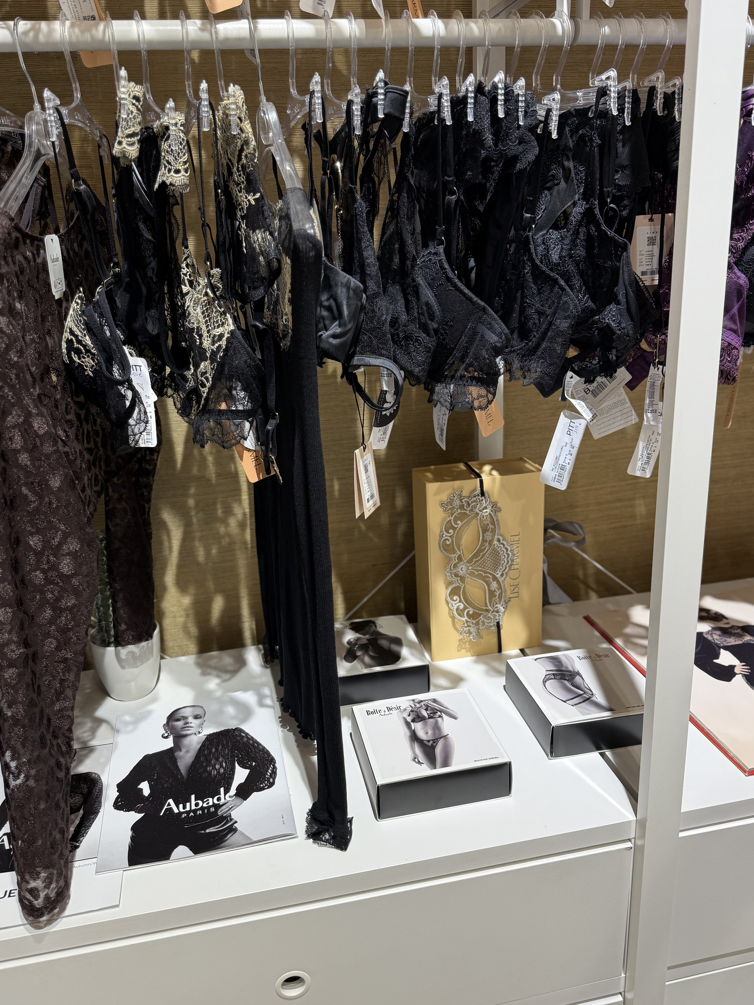 PITT lingerie boutique Palma de Mallorca La Perla Lise Charmel8.jpg