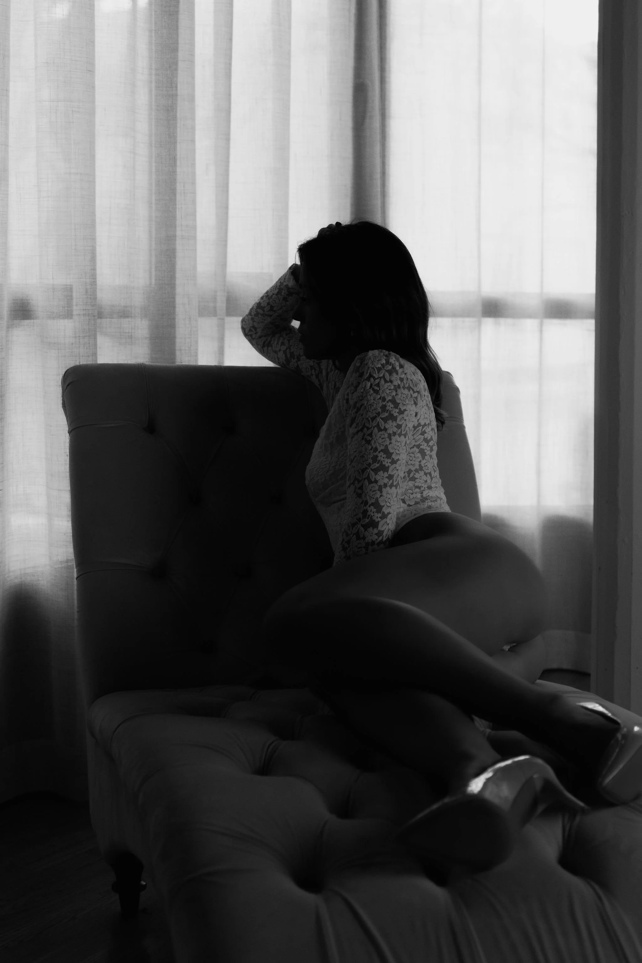 BridalBoudoirMallorcaAnyaModelLaurenHairMakeUp-ByAdeleBoudoirPhotography-109.jpg