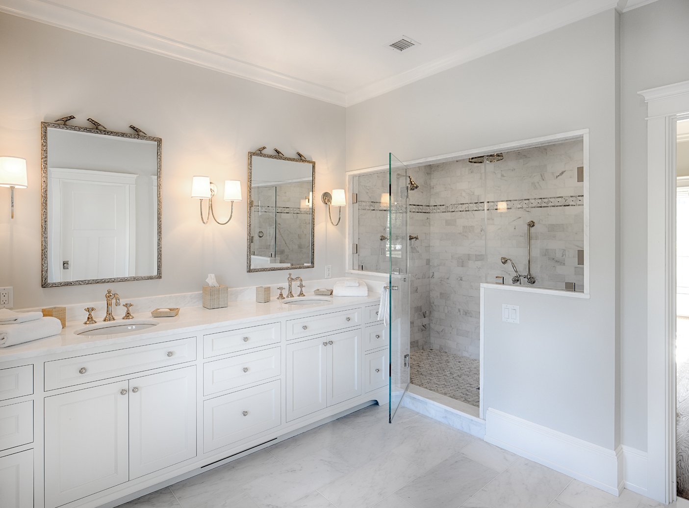 sullivan + associates architects_field club_master bath.jpg