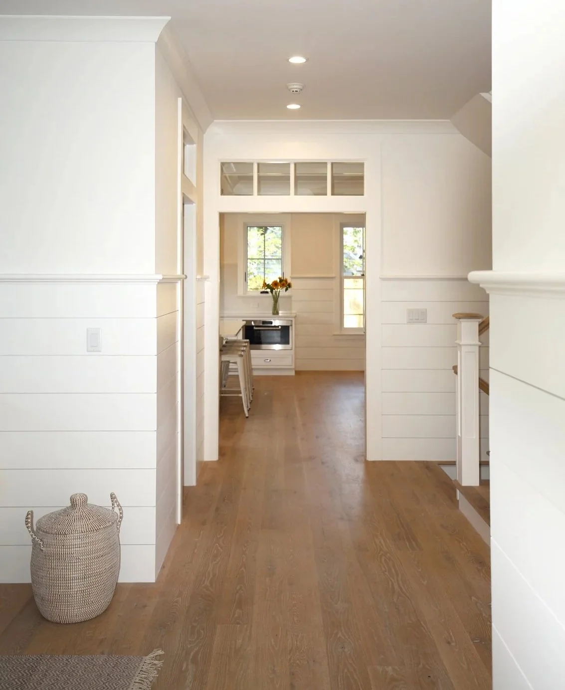 sullivan%2Bassociates+architects_hall+to+kitchen_2656.jpg