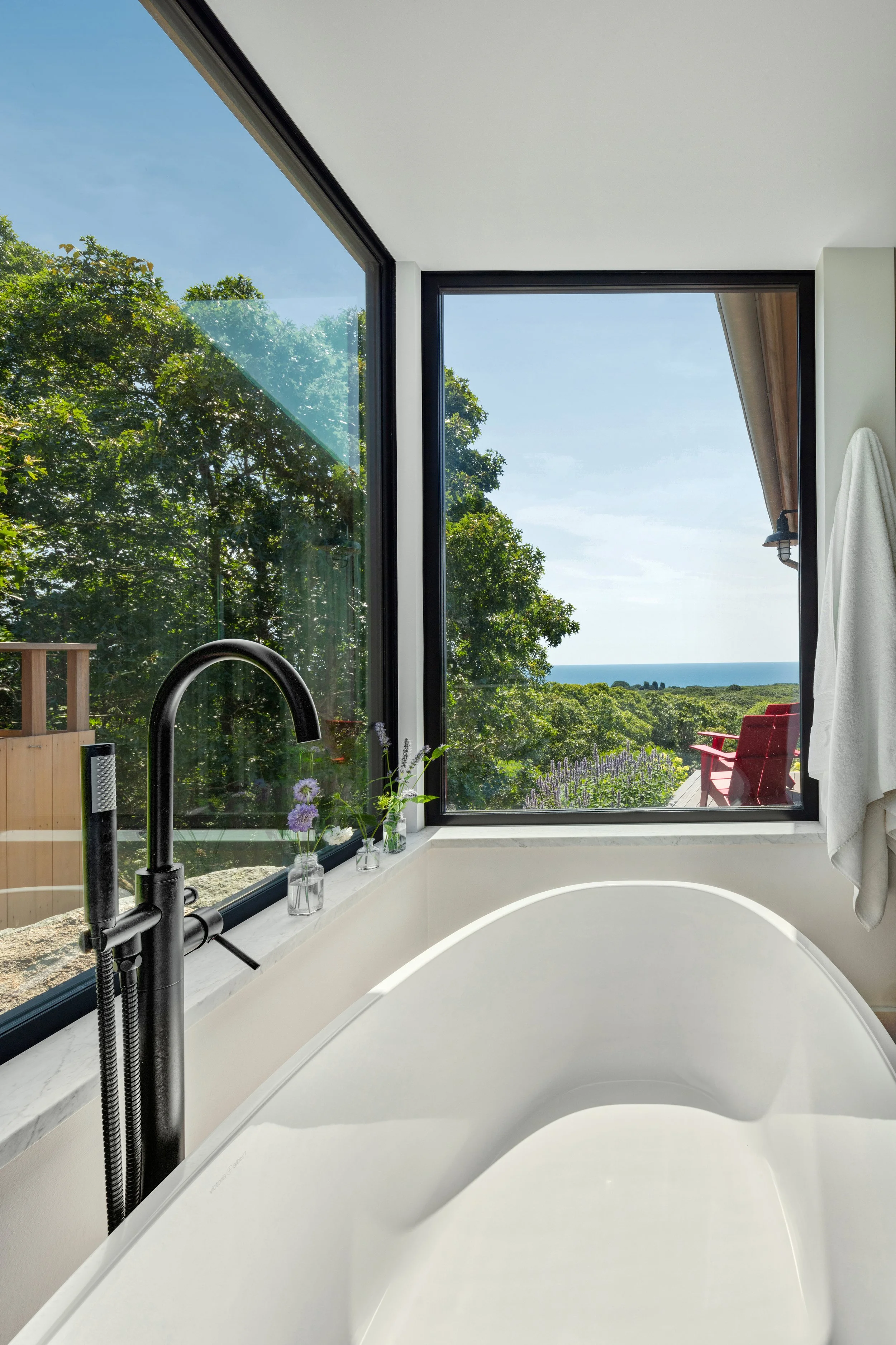 sullivan + associates architects__primarybath.JPG