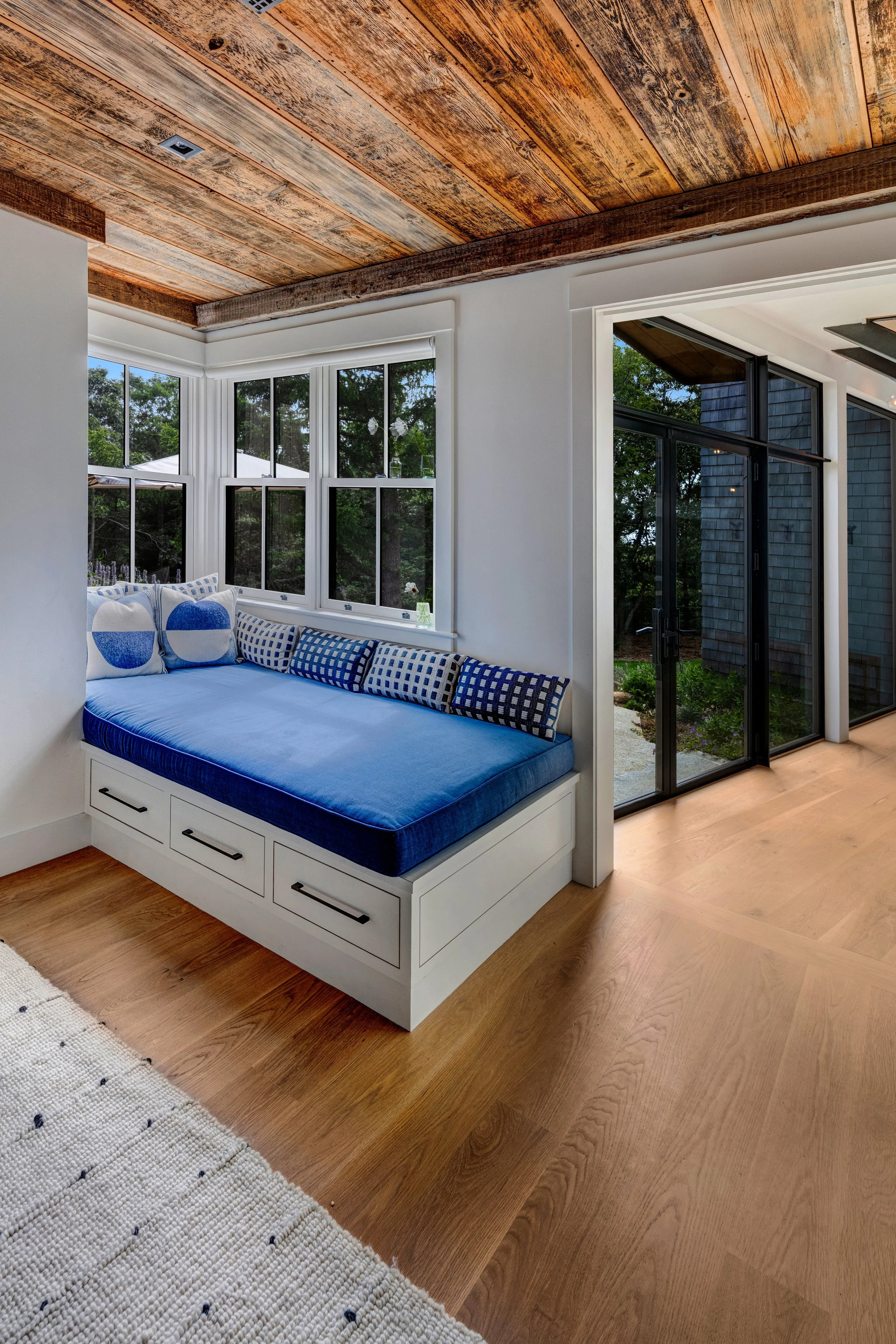 sullivan + associates architects_Daybed.JPG