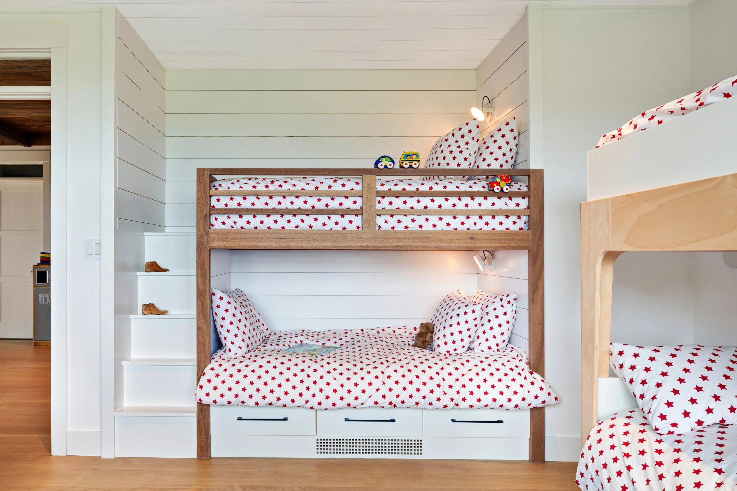 sullivan + associates architects_Kids Bed.JPG
