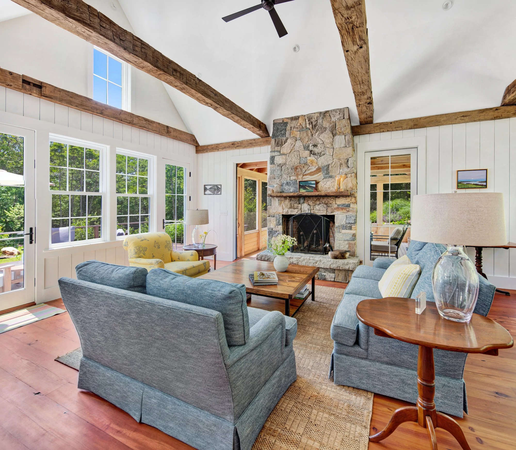 Sitting room 2.JPG