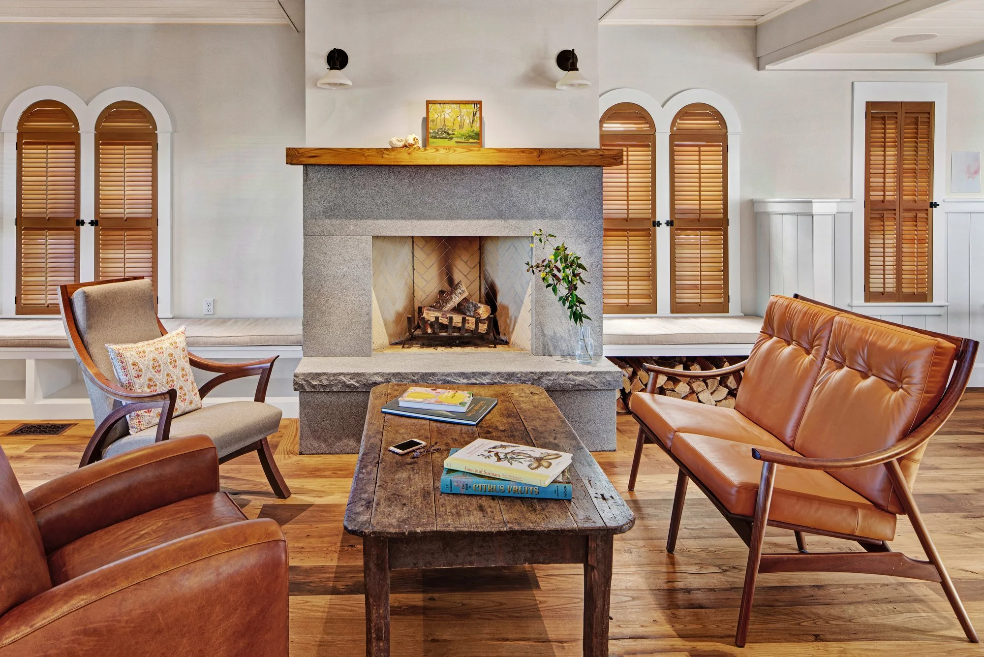 Sitting room1.JPG