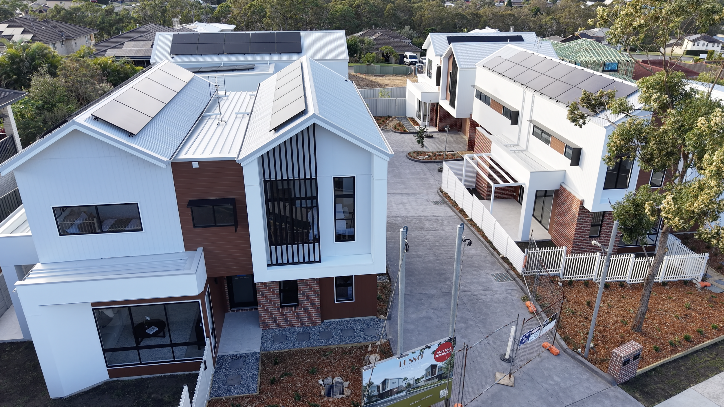 Lusso Townhouses Flooraville