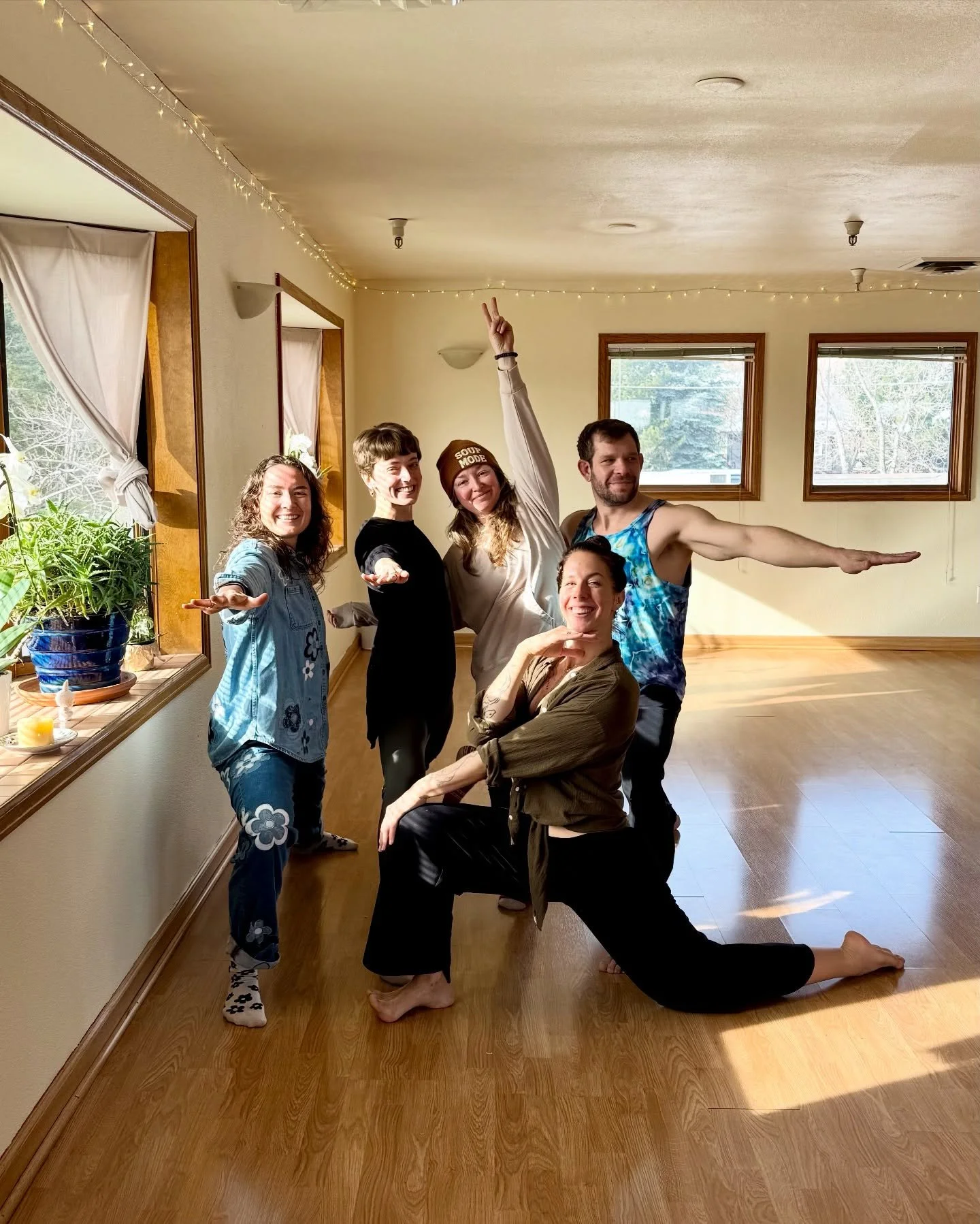 SOLD OUT OPENING WEEKEND. Thank you, Boulder! 

Both classes filled, 20 people on the waitlist, and the feedback has been incredible &hearts;️ this community has been craving a neighborhood studio where every teacher brings their own magic to the mat