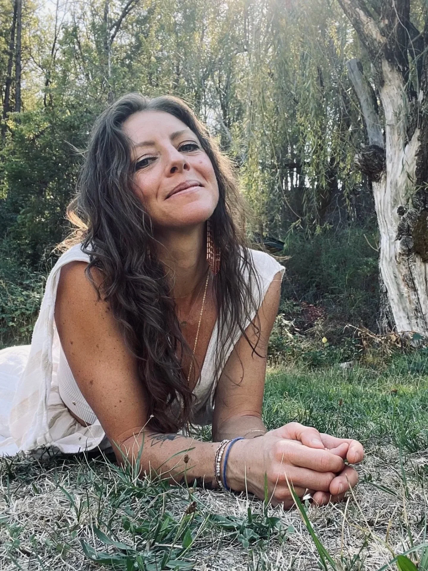 ✨Women&rsquo;s Circle with Courtney Love this Friday March 13th from 6:15pm - 8:15pm @coco.in.the.fe 

So many women are holding so much. Responsibilities, expectations, invisible emotional labor... Often without a space to exhale. This monthly shari