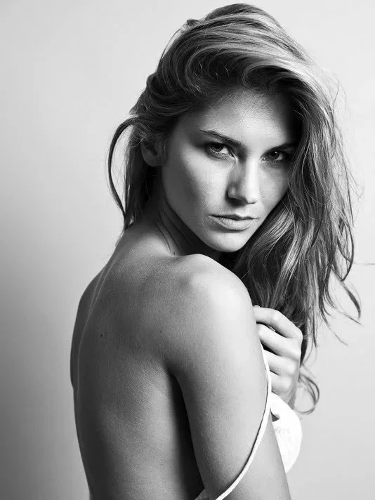 Gina Busch