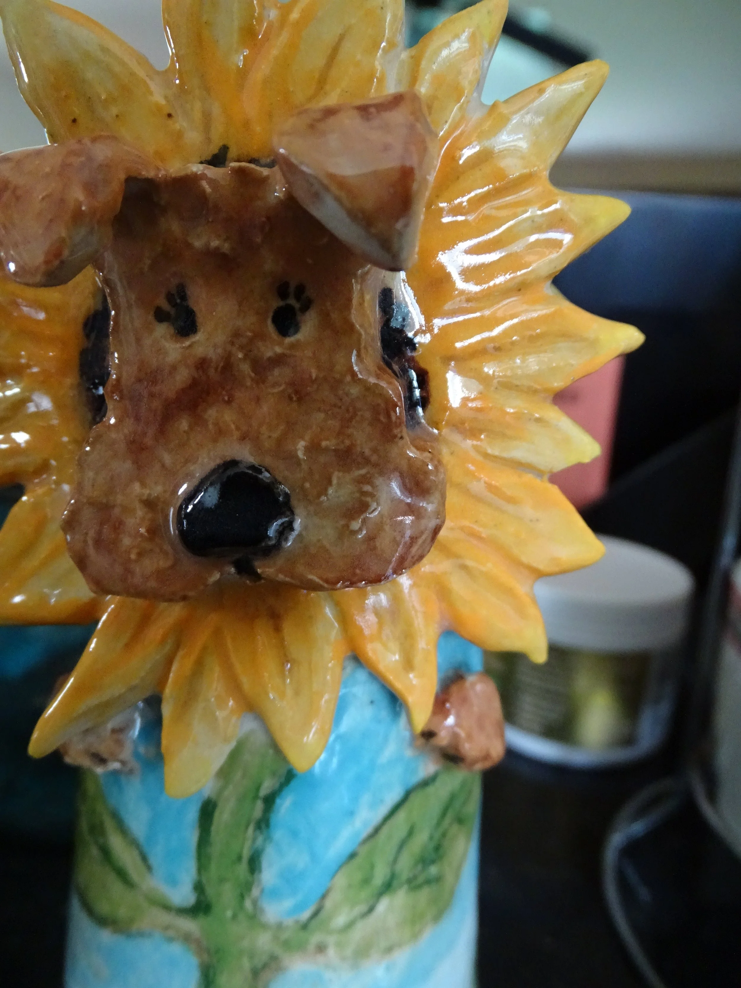 Large Sunny Face Airedale Terrier Bud Vase