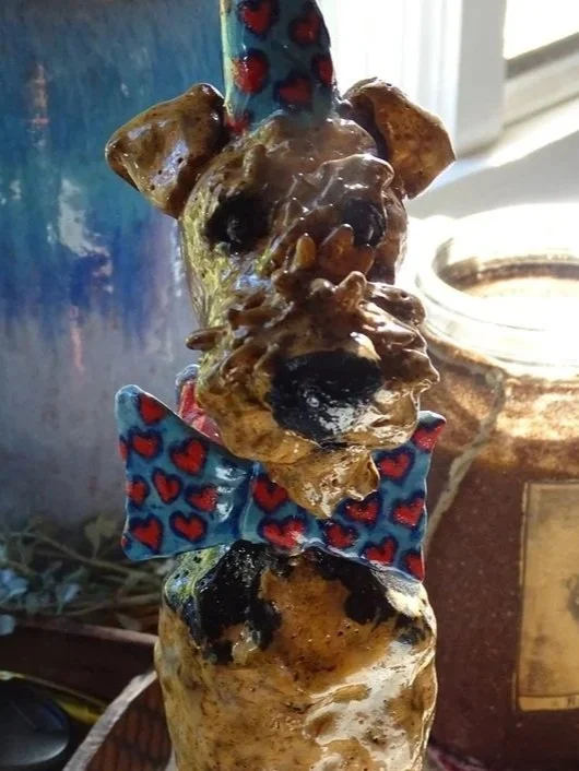 airedale-sculpture-party-hat.jpg