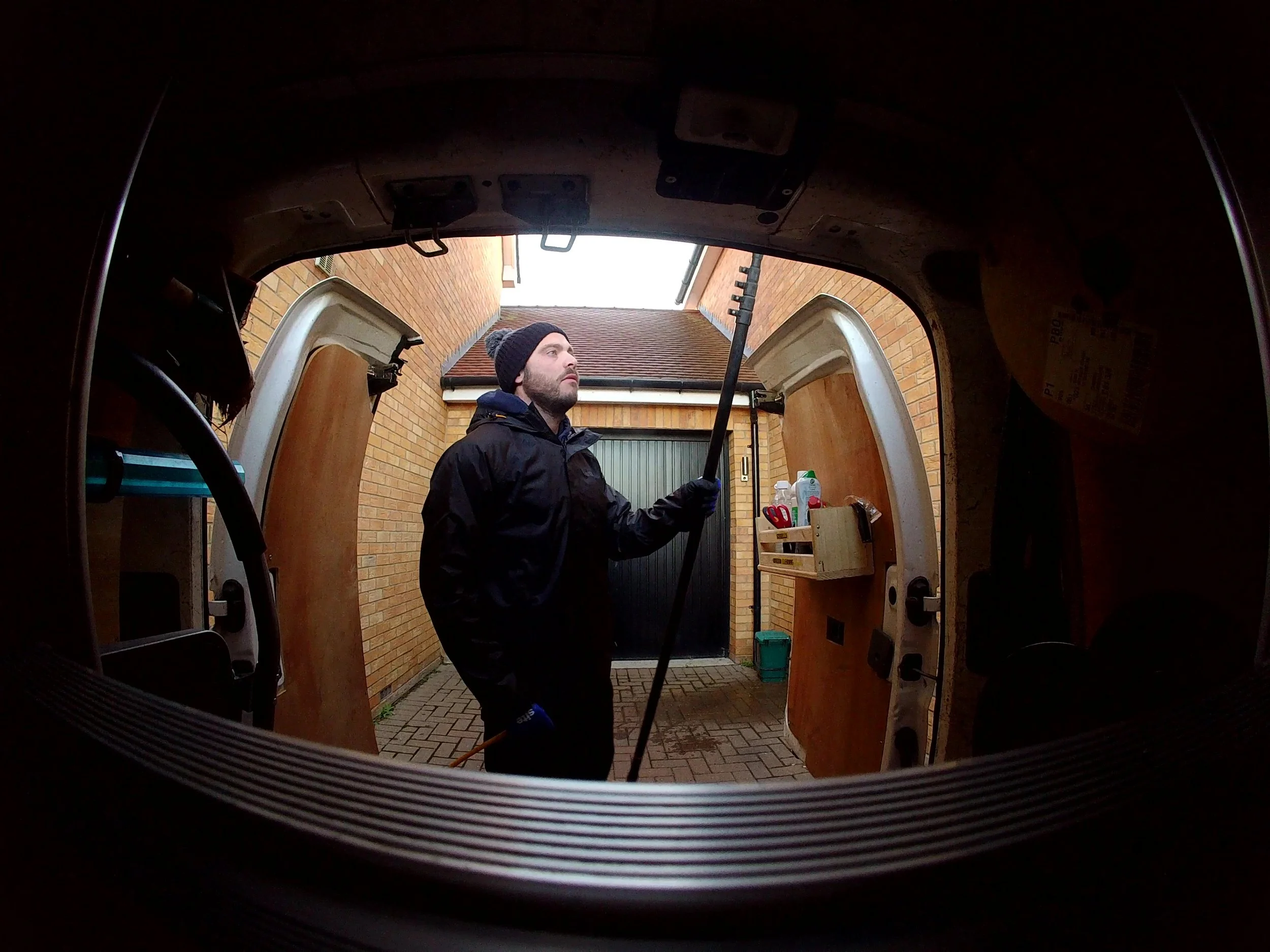 Window Cleaning in the Cold - This Week's Reality Check