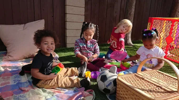 How to Choose the Right Child Care &amp; Day Care for Your Child