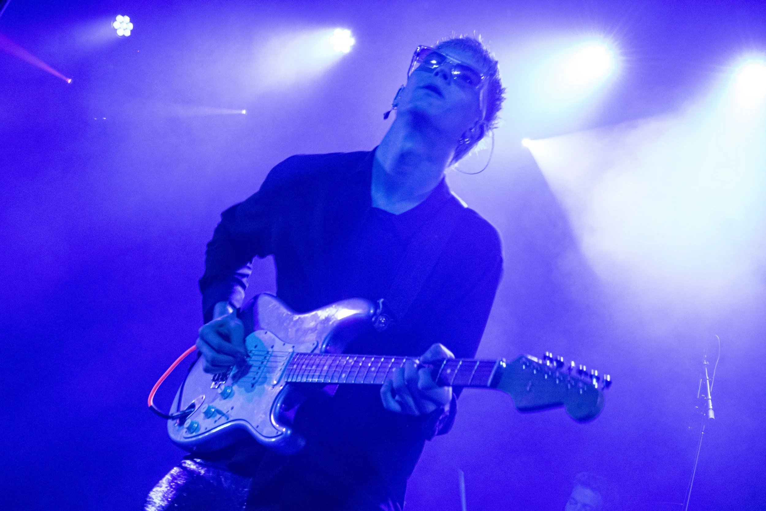 Gus Dapperton Brings Energy to Metro