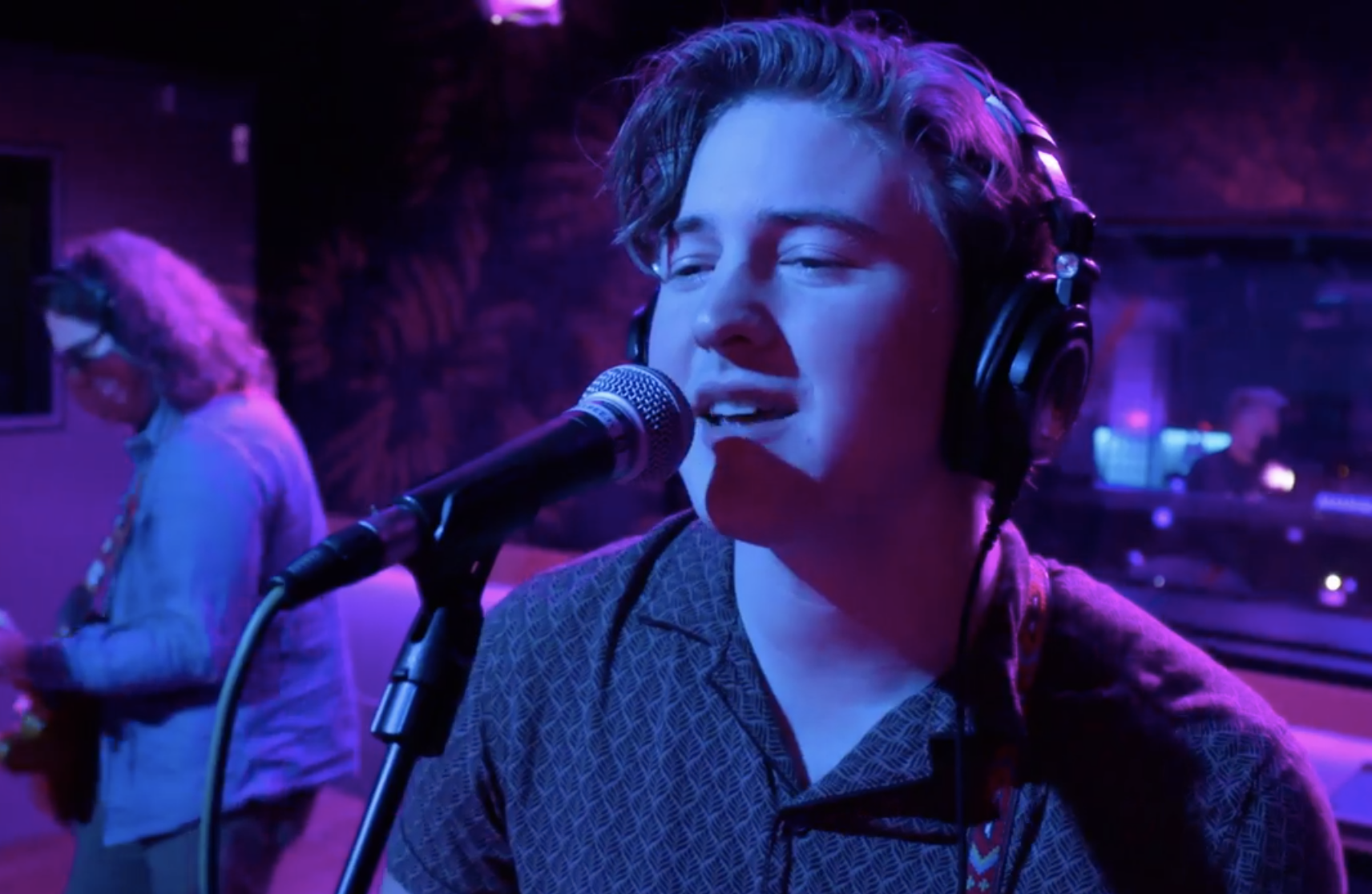 Hollyy Gives Audiences a Soulful Interlude on Audiotree Live