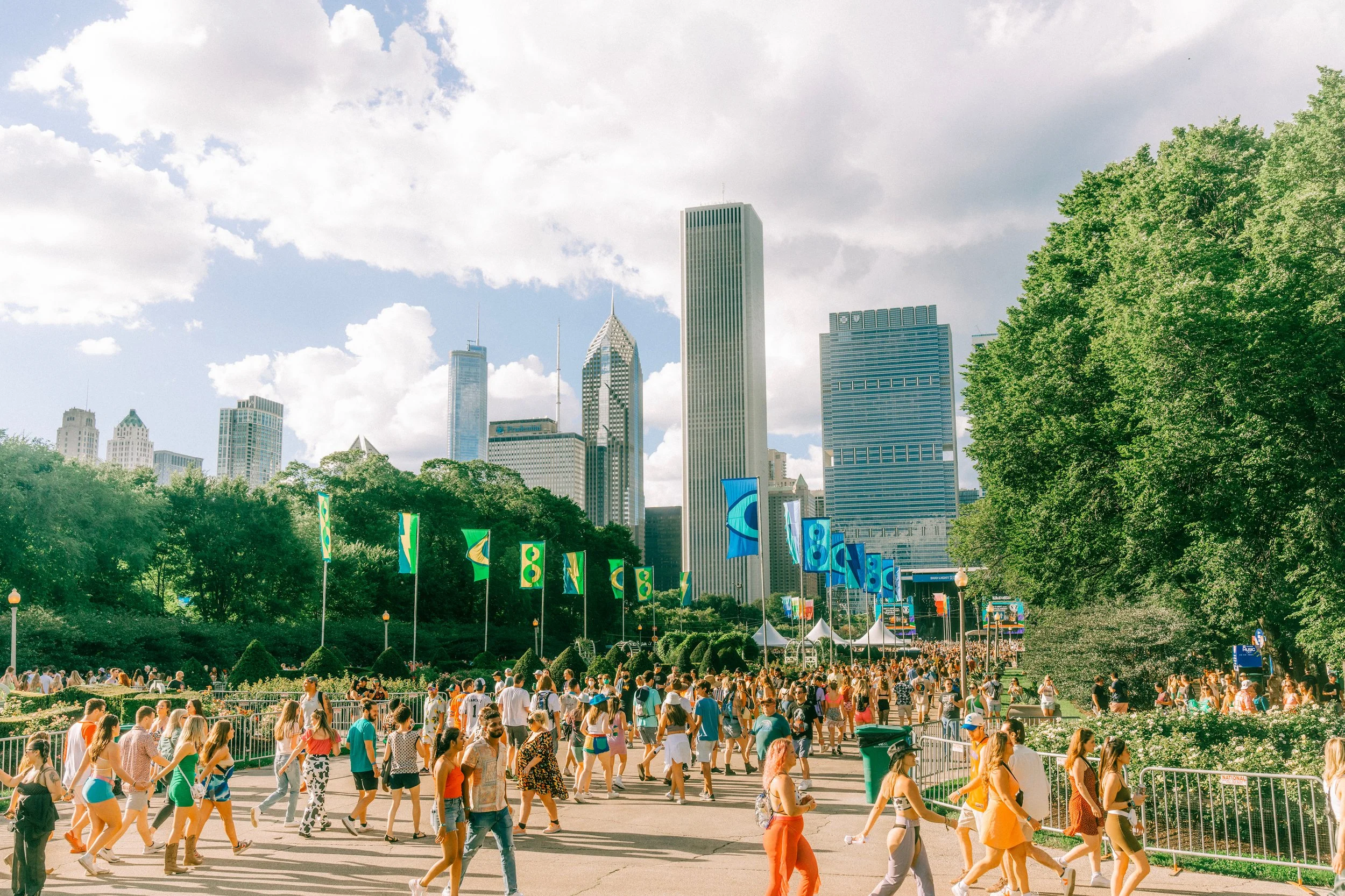 A Zine: WLUW Covers Lollapalooza 2022