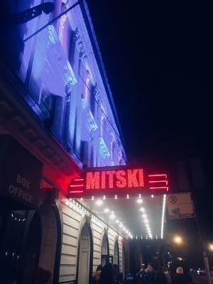 Mitski Sells out the Vic Theatre