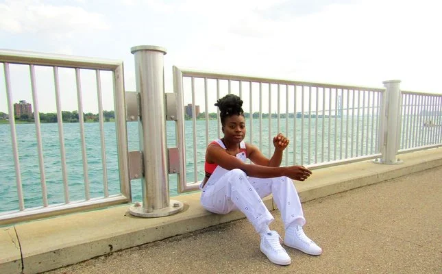 Siena Liggins Brings a Refreshing Perspective to Pop Music