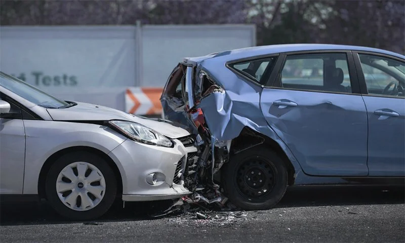 Damaged vehicles after a serious car accident in Redding California involving personal injury and insurance claims