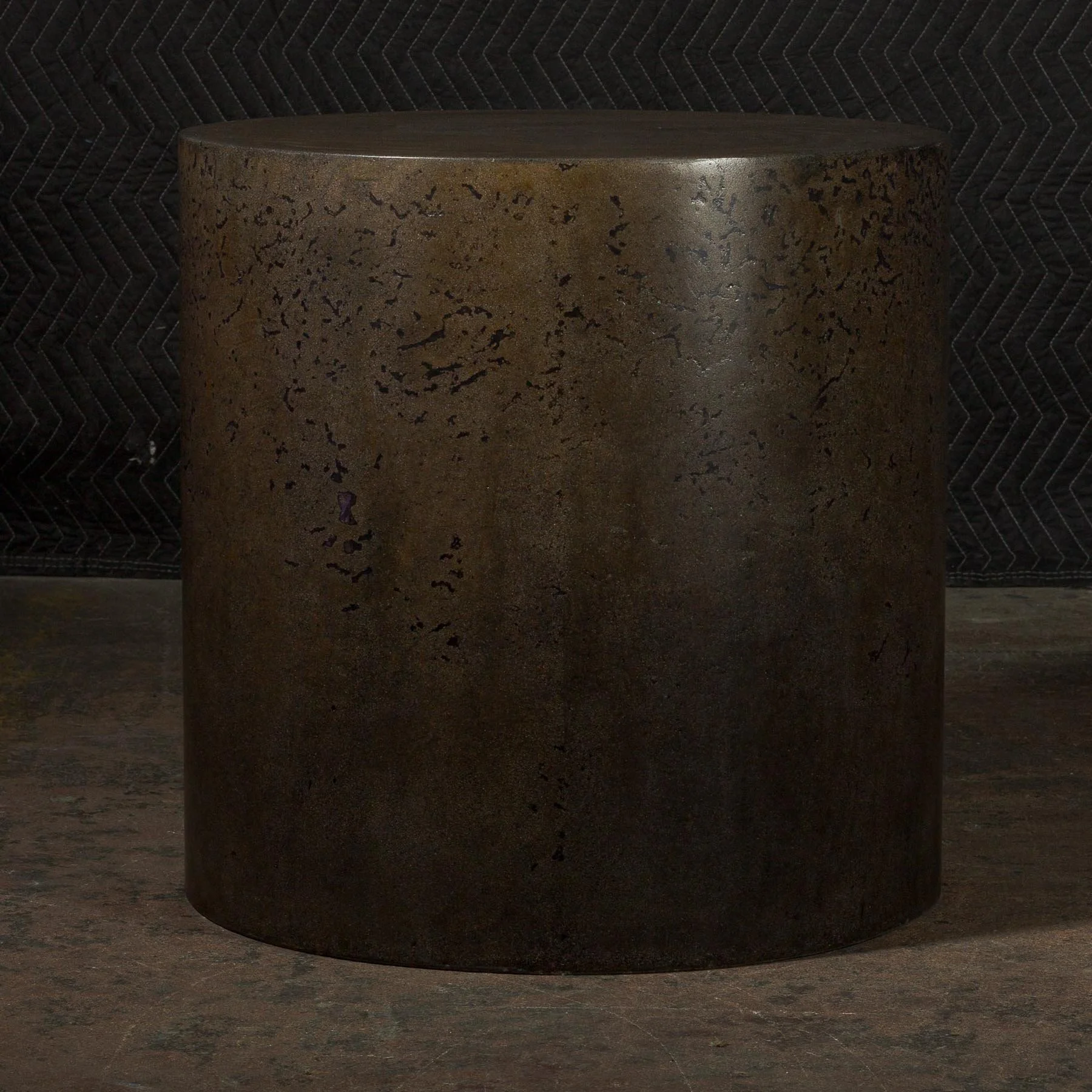 line-zero_rubbed-espresso-cylinder_22x22_atmospheric_concrete-anomaly.jpg