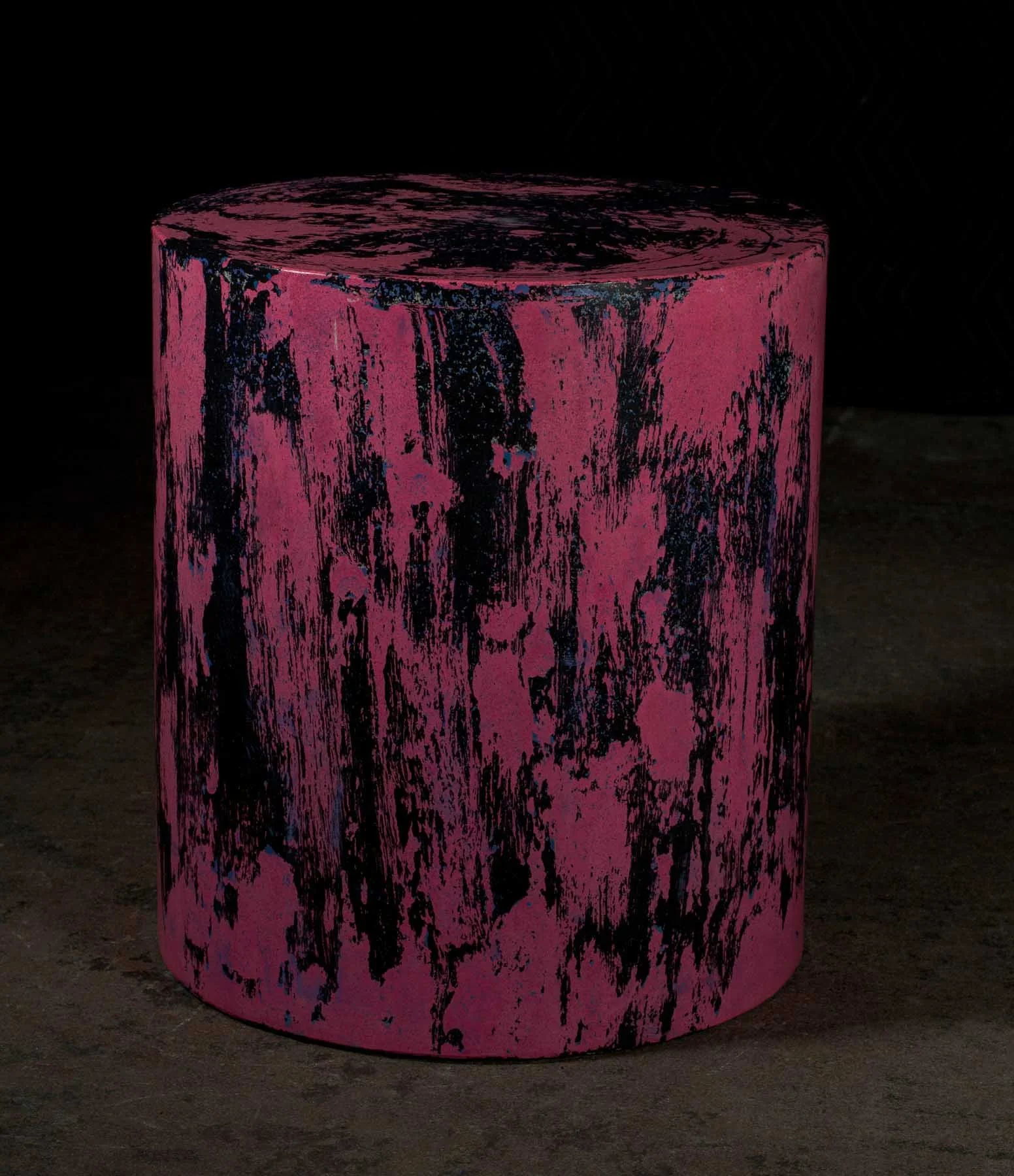 the-concrete-anomaly-line-zero-number-19-one-of-one-pink-black-gfrc-cylinder-2026.jpg