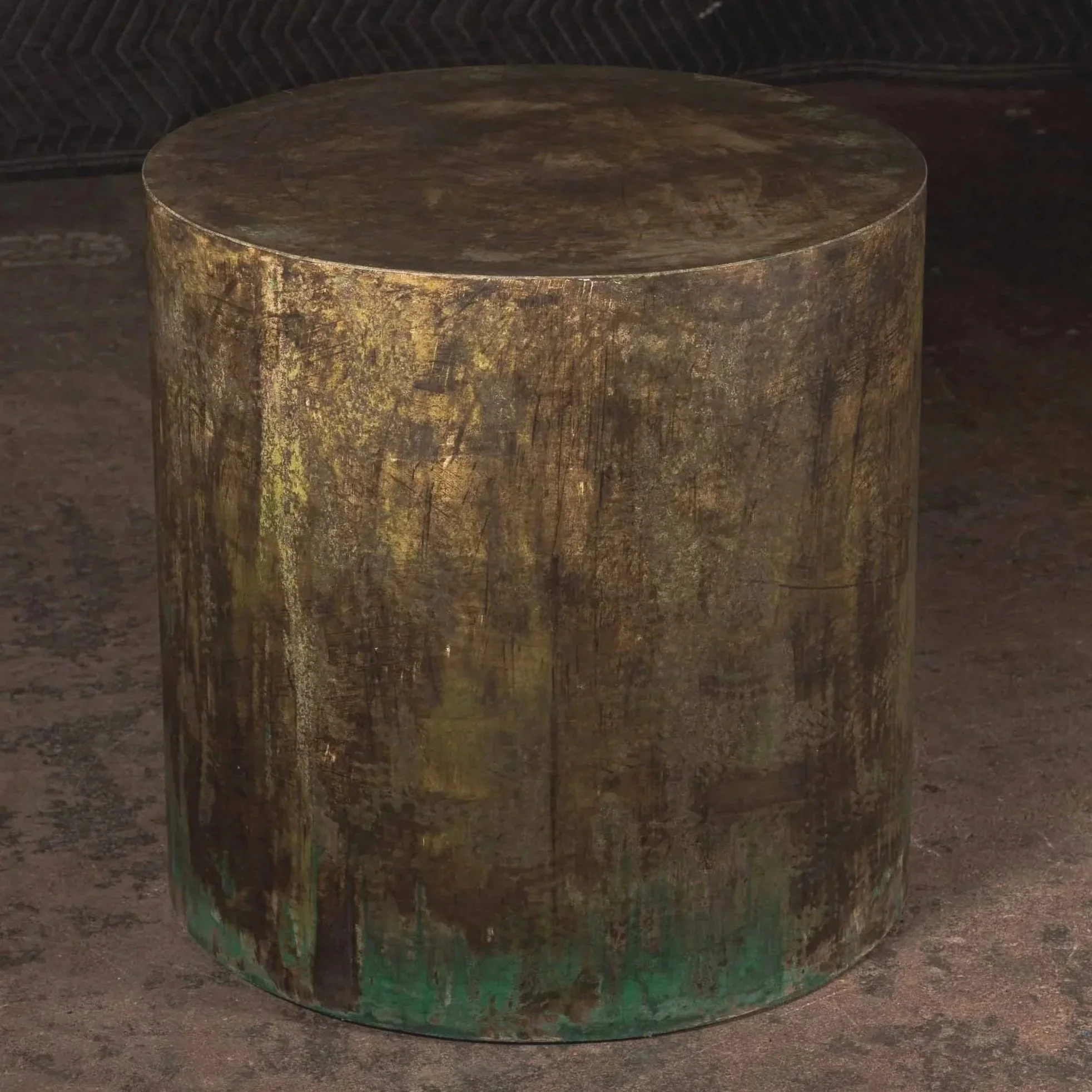 line-zero_green-scratch-2.jpg