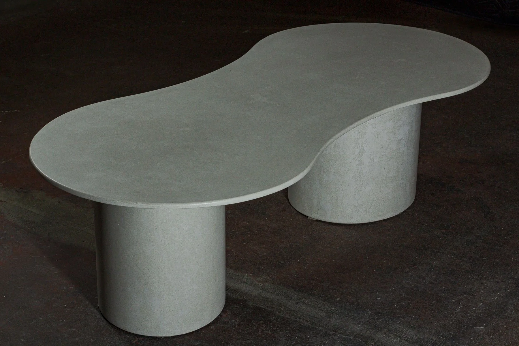A sculptural overhead study revealing the expanding and compressed radii that define the continuous geometry of OVALATION ONE.