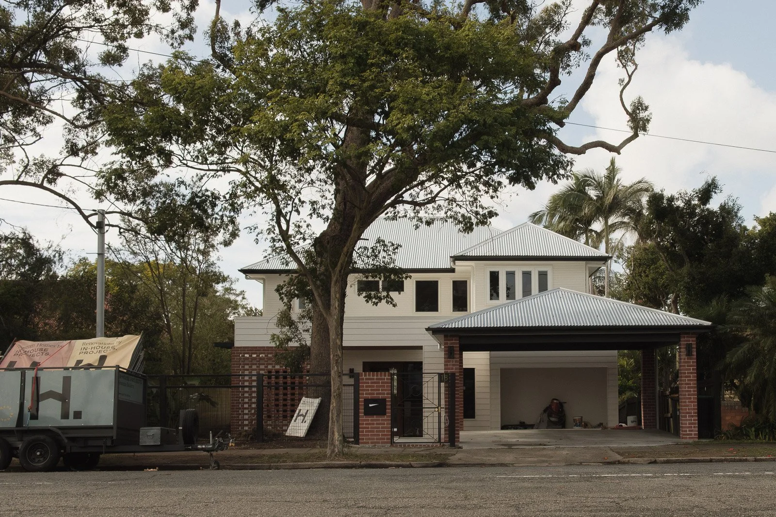 TARRAGINDI-YardWithAHome-3-3.jpg