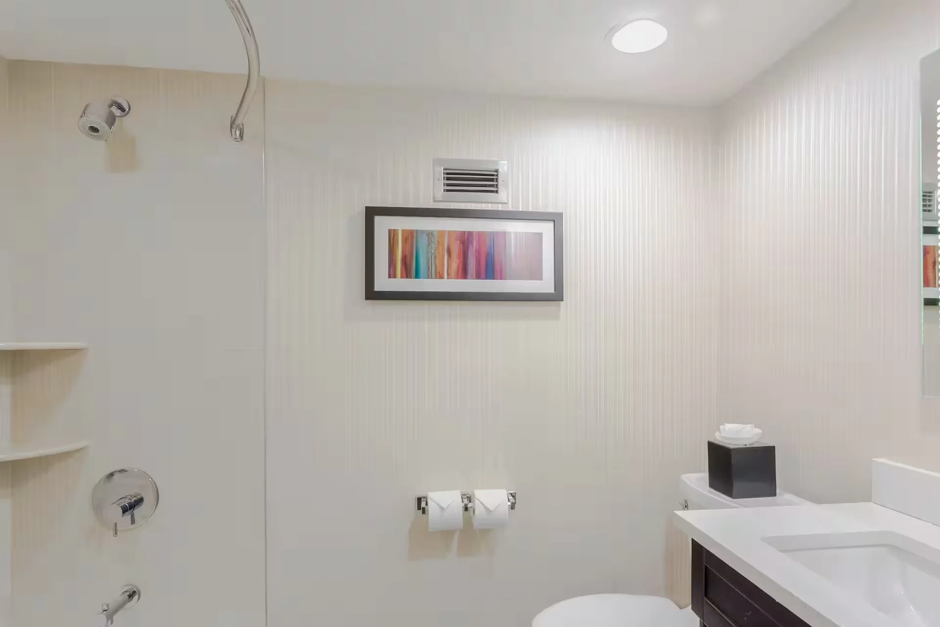 08-guest-suite-bathroom.jpg.jpeg