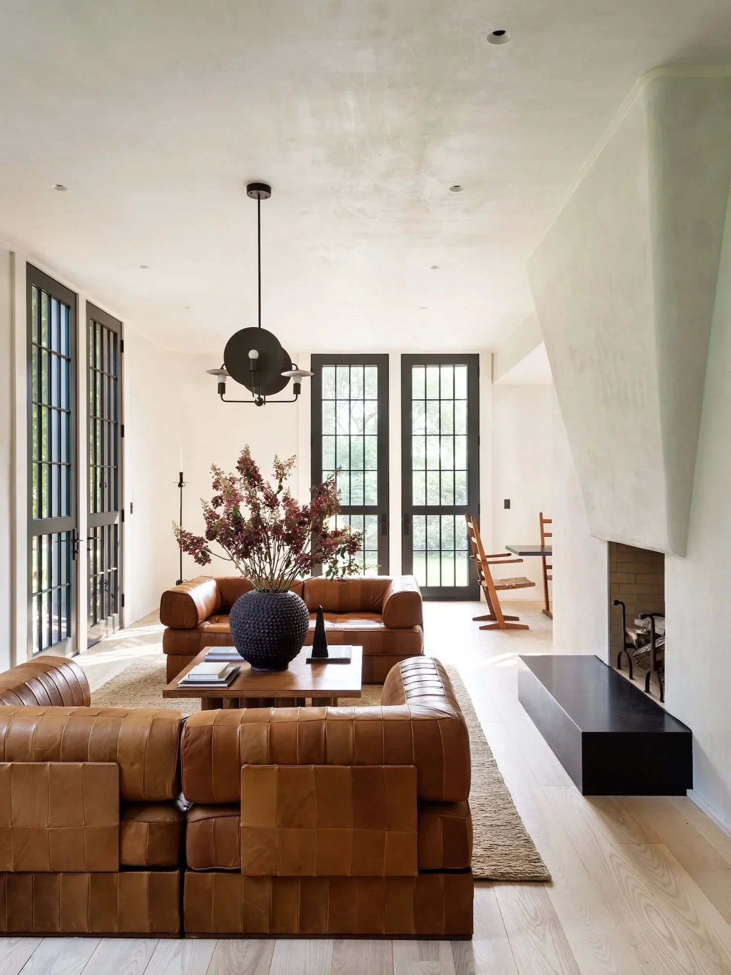 How Design Affects Mental Health : The  Link Between Interior Design and Your Mental Health