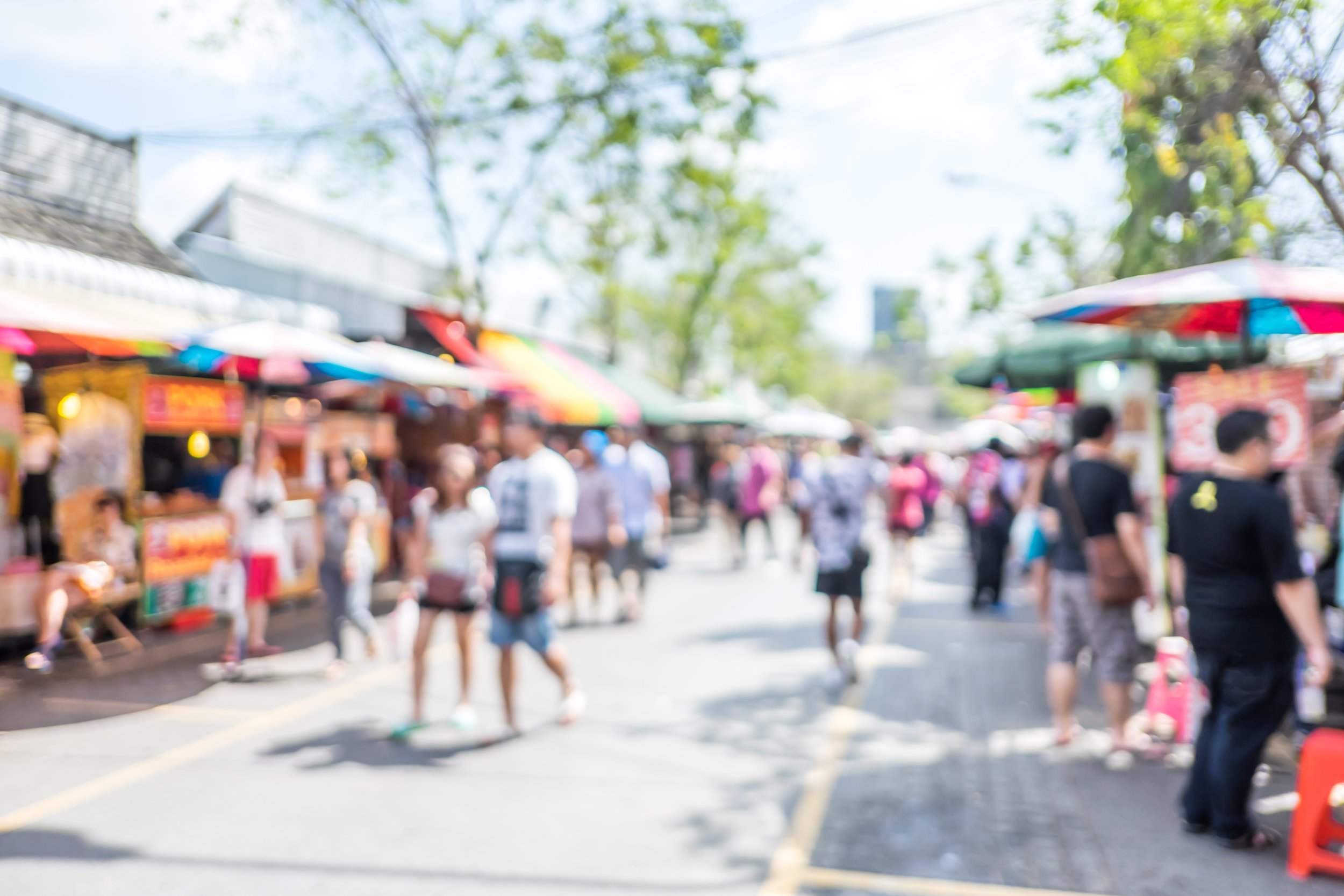 Oak Park in Full Bloom: A Community-Lover's Guide to Spring &amp; Early Summer