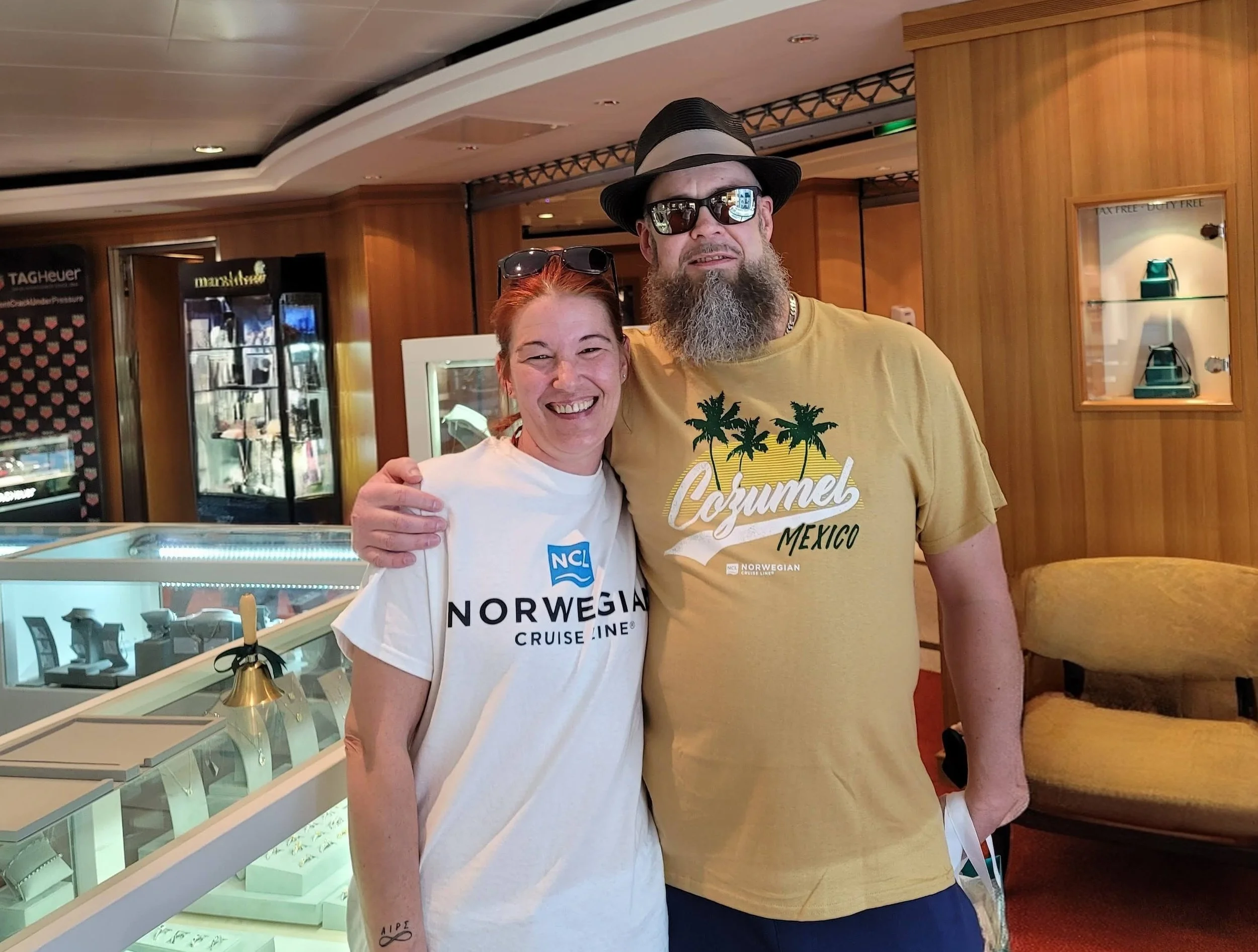 Caribbean Vacation: Canceled Flights, Lost Wits &amp; New Connections