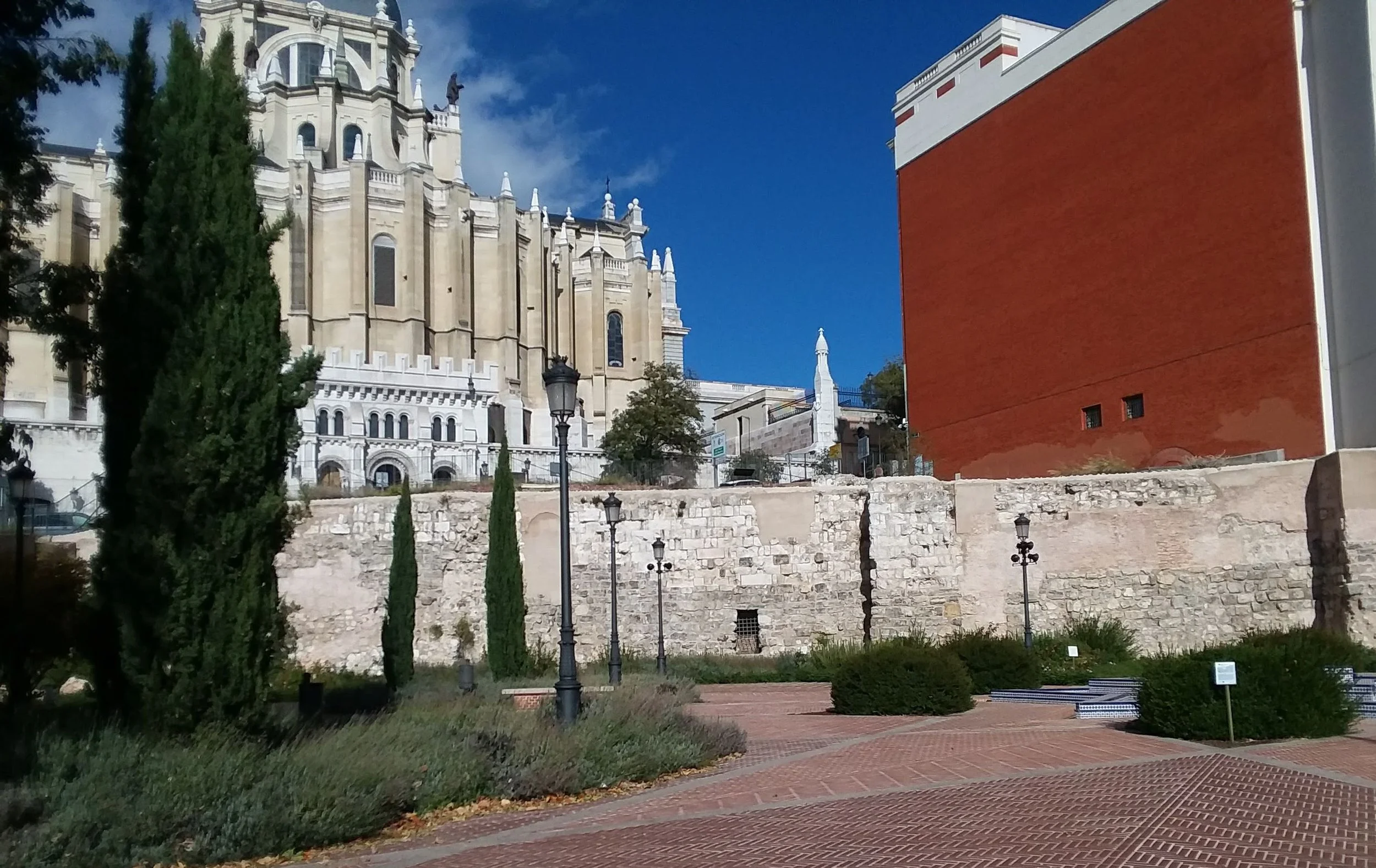 Madrid, Spain: Navigation, Subway Saves and Time Problems