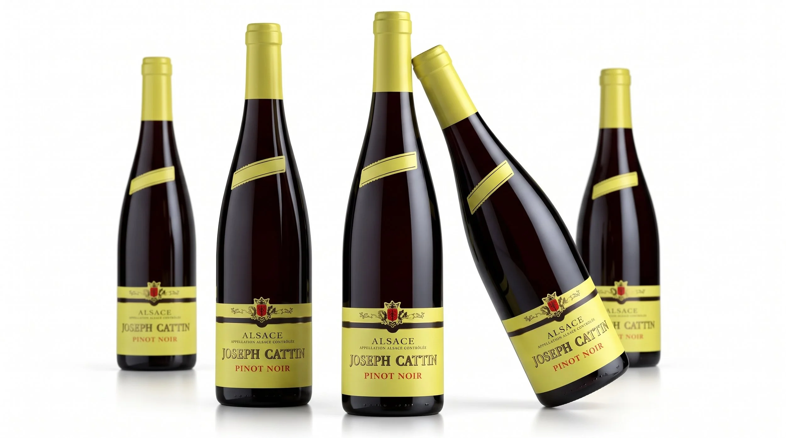 AOC Alsace Pinot Noir Médaille d’Or multiple.jpg