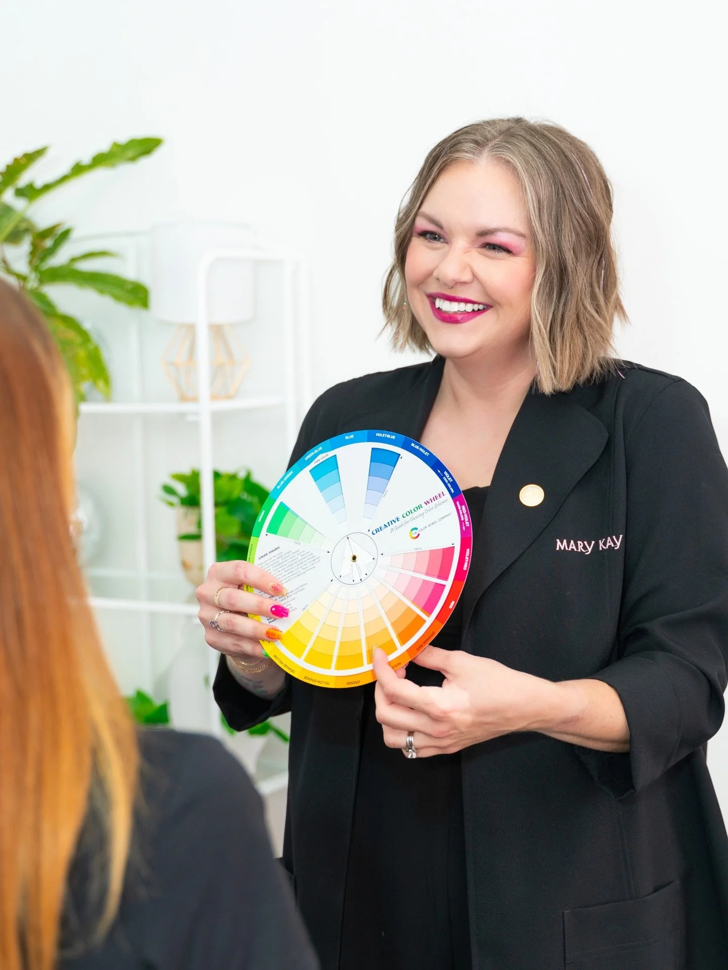 Truth or Myth: A brand photoshoot is hours of you smiling at the camera and 50+ images of that 👀

Awnser: Myth. Wrong. Nope. Honestly, my cheeks hurt just thinking about that. 

We&rsquo;re not just taking photos of you, we&rsquo;re creating content