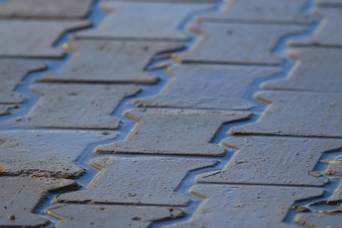 Do Your Pavers Need Cleaning or Sealing? What to Know During Rain Season