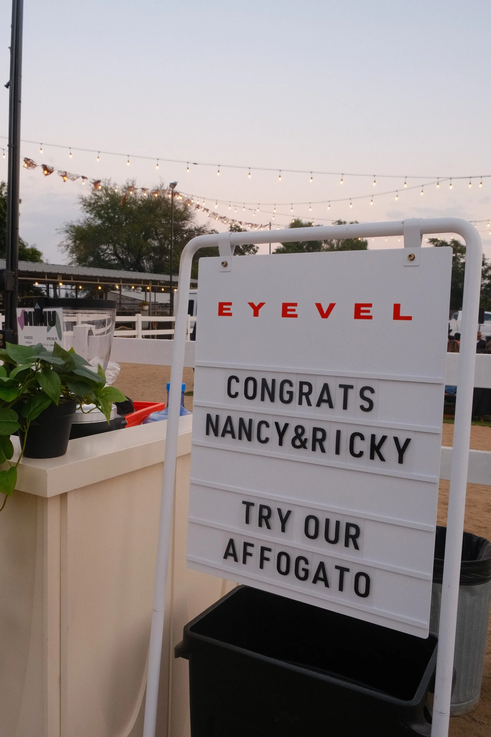 Eyevel coffee cart at a Southern California wedding