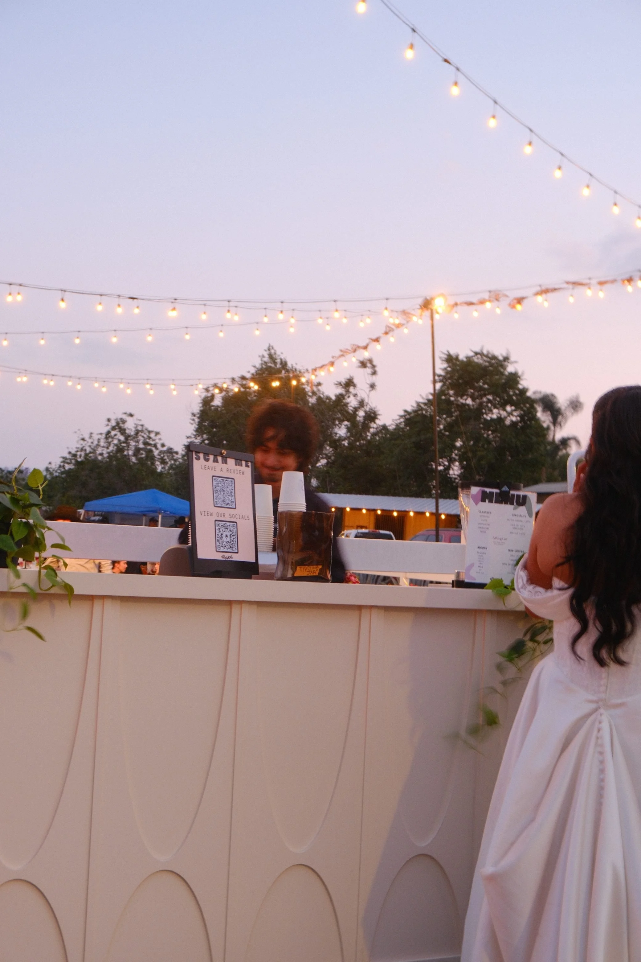 Eyevel coffee cart at a Southern California wedding