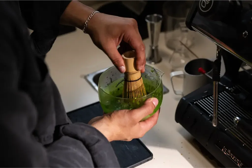 Handcrafted specialty drink from the Eyevel coffee bar, photo 1