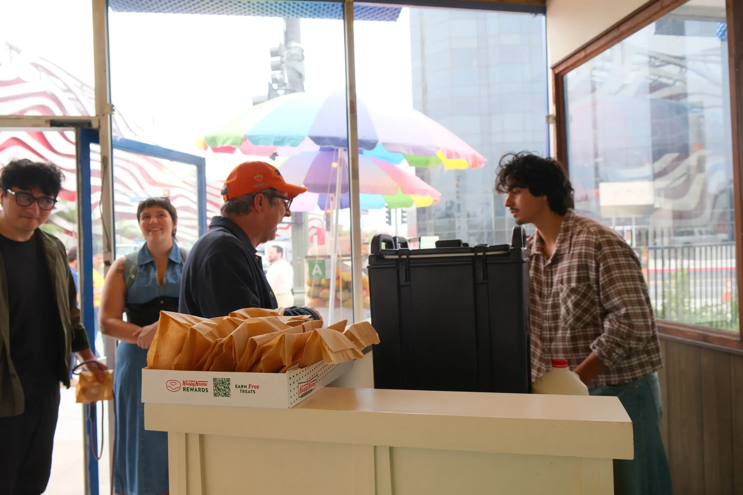 Guests enjoying coffee at an Eyevel-catered event