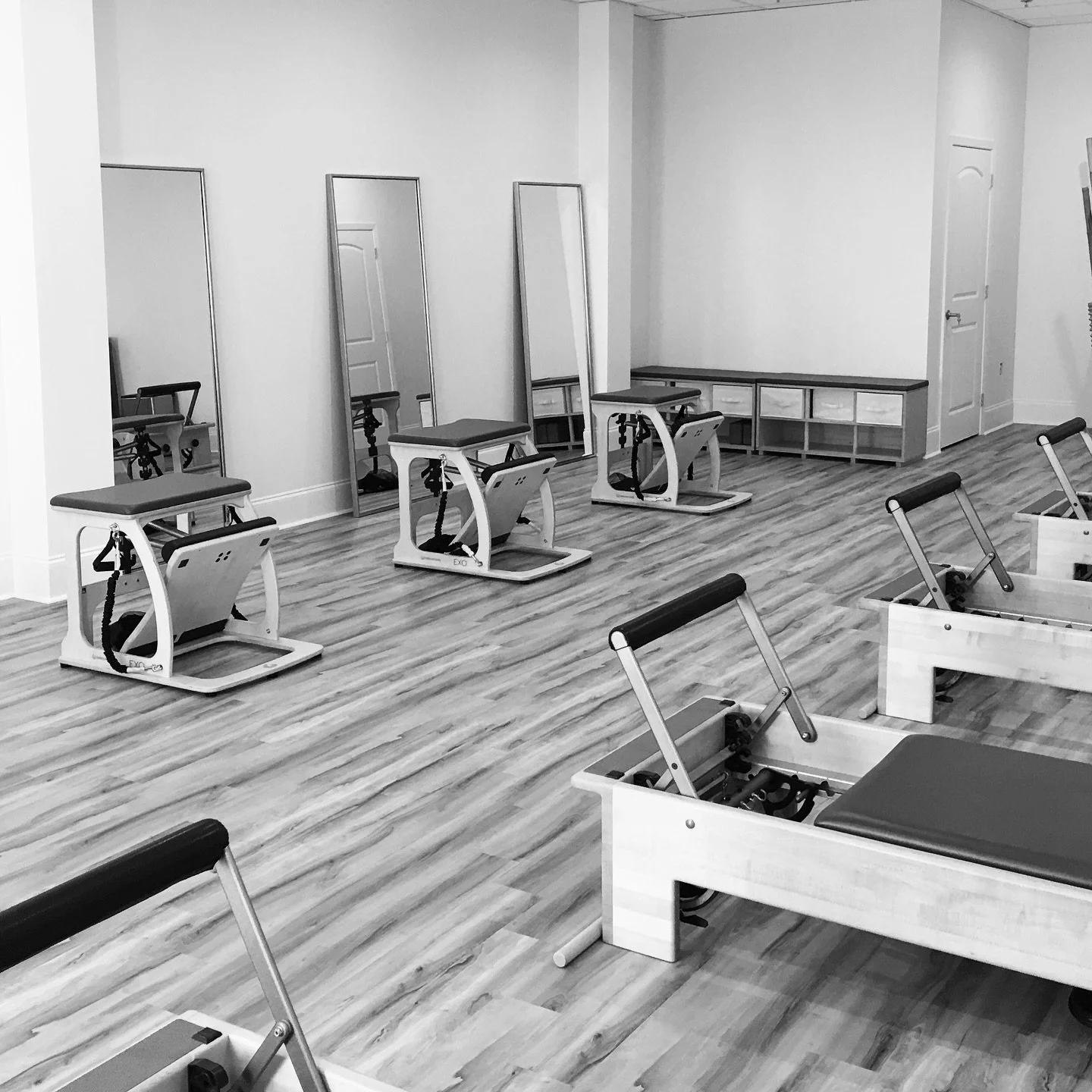 Finish the week strong! Join us at Pure Pilates BR for a rejuvenating session that leaves you feeling balanced, energized, and ready for the weekend.