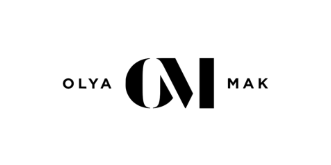 Diagrama con letras y símbolos, mostrando las palabras 'OLYA' y 'MAK' y un símbolo central que parece una llave.