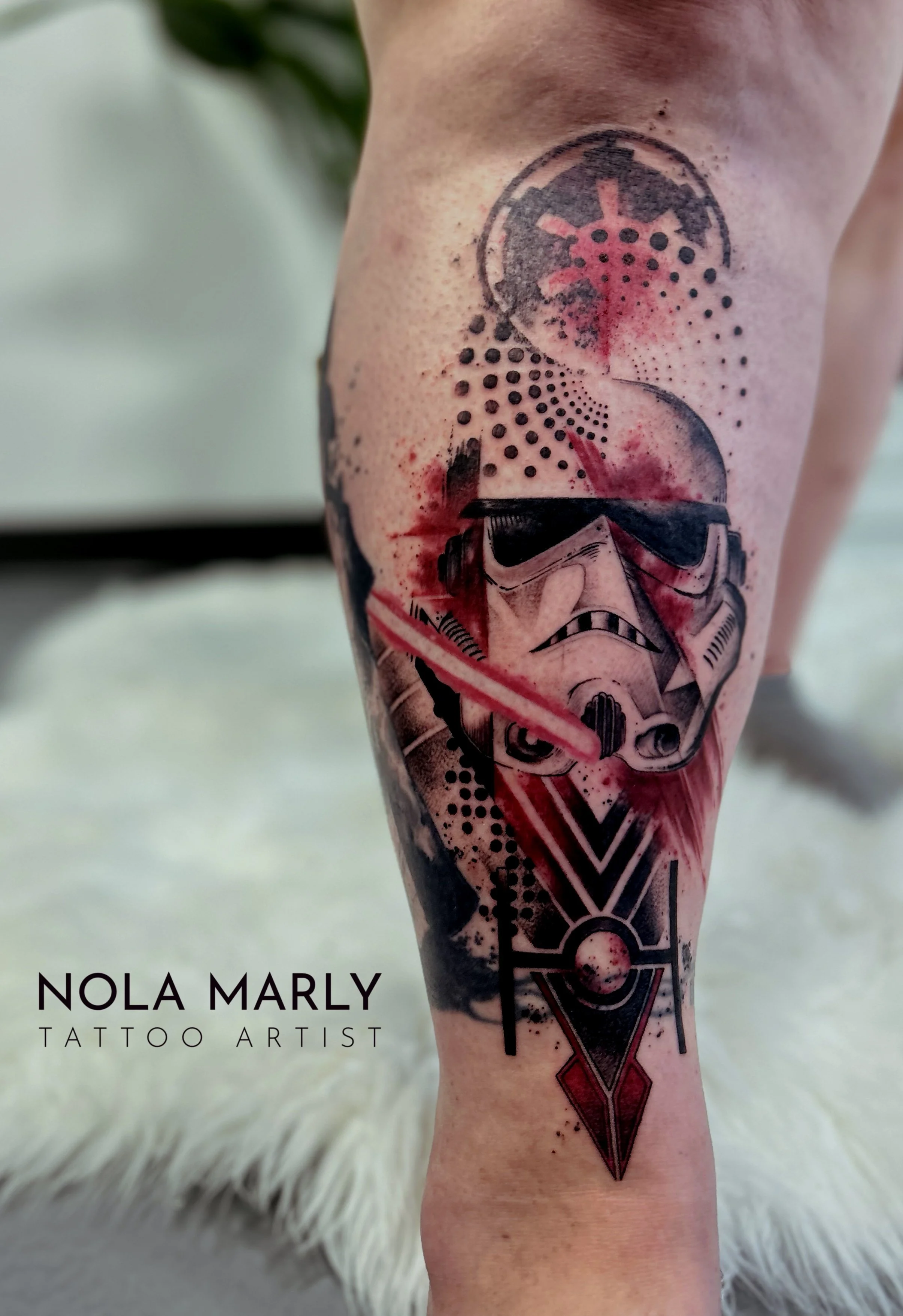 Tattoo surréaliste star wars trash polka, dot work 