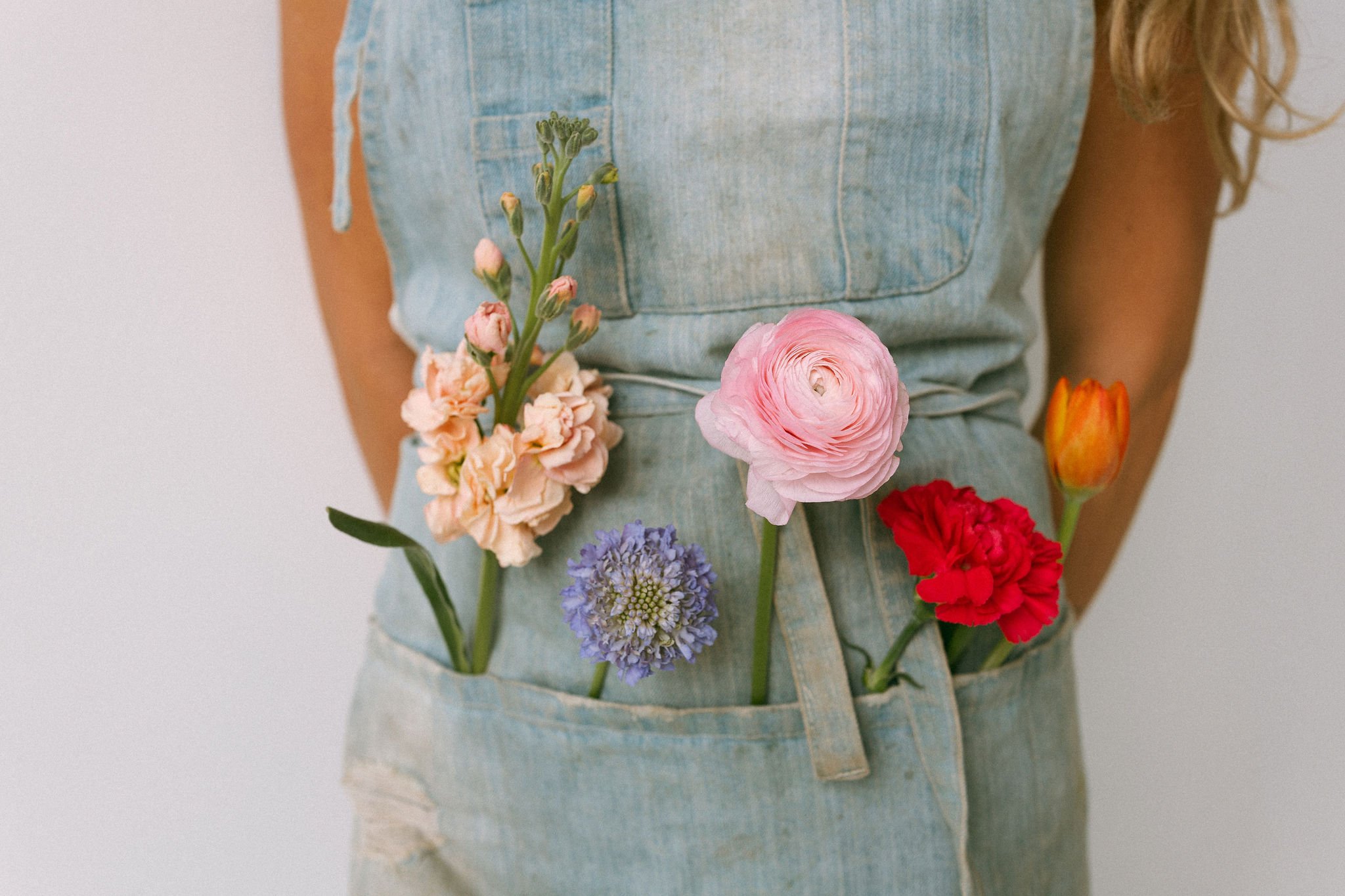 Designer’s Choice Bouquet + Option to add Mala