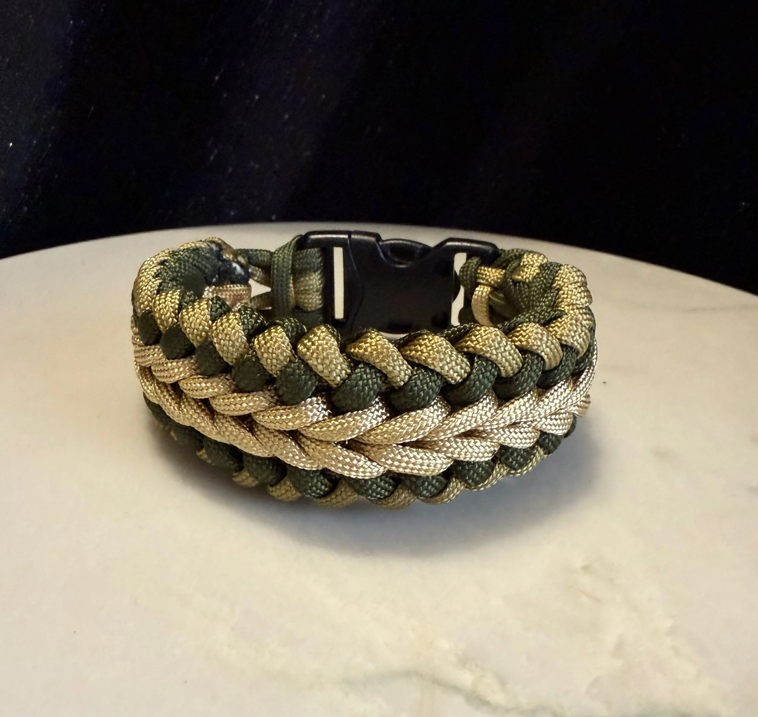 TIMBERWOLF SANCTIFIED WEAVE PARACORD FIDGET BRACELET (dark tan, dark army green & gold)